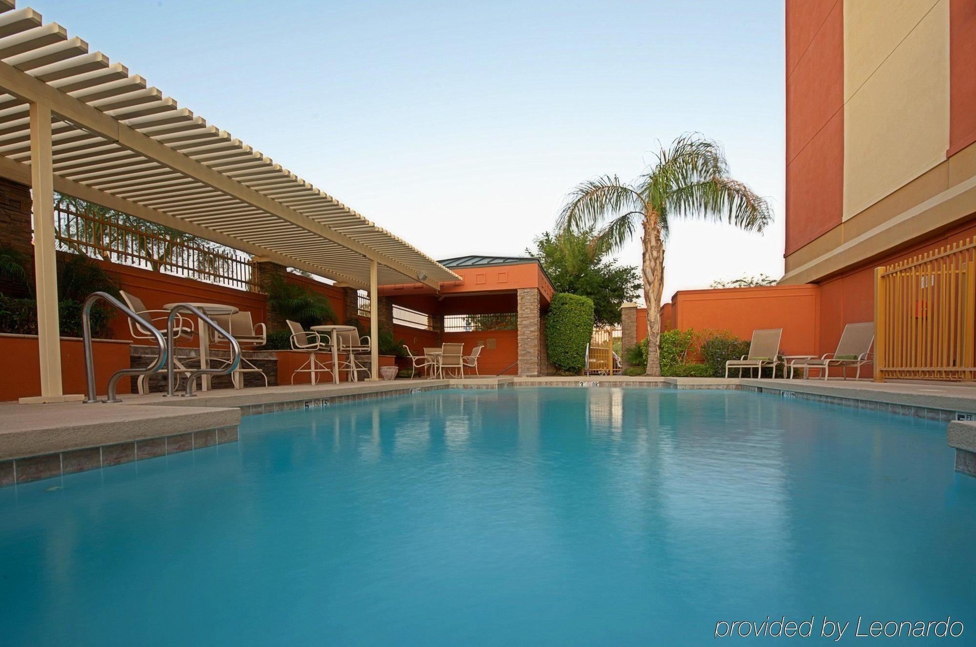 Holiday Inn Express Hotel & Suites Tempe, An Ihg Hotel Buitenkant foto